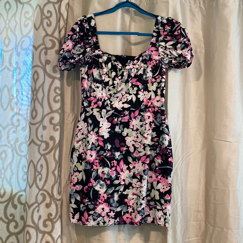 BAR III Floral puff sleeve dress // SZ 6